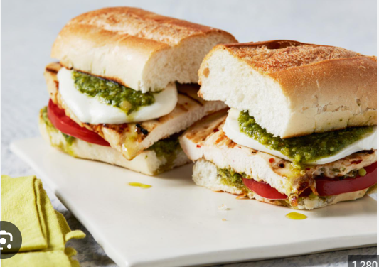 ALOSRA GRILLED CHICKEN PESTO SANDWICH