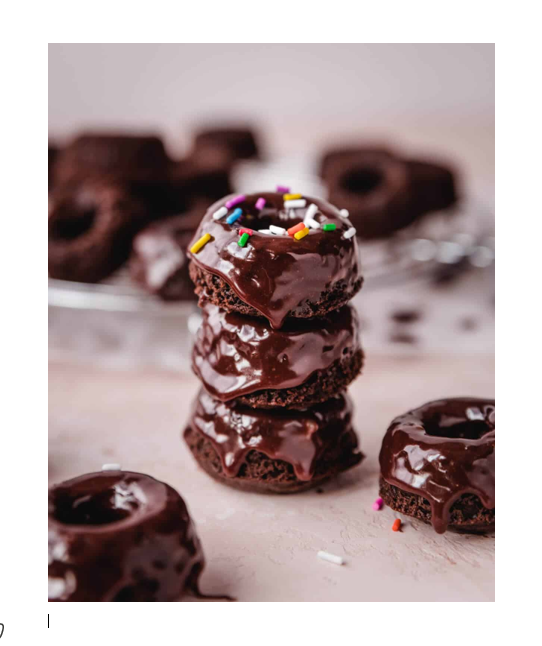 (N) The Daily Bread Bakery Small Donuts Topped with Chocolate & Sugar