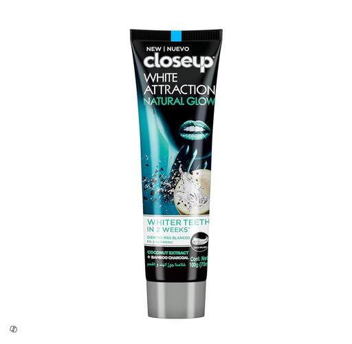 Closeup White Attraction Natural Smile Toothpaste with Lemon & Sea Salt
