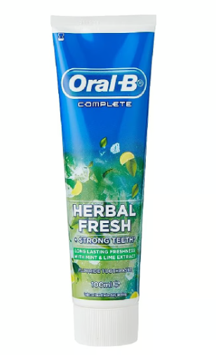 Oral-B Complete Fluoride Toothpaste & Mouthwash with Mint & Lime Extract